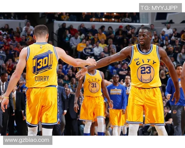 2016年11月5日湖人与勇士的激烈对决回顾与精彩瞬间分析 2016年11月5日湖人与勇士的激烈对决回顾与精彩瞬间分析